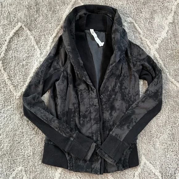 Lululemon To Class Jacket - Size 4 - Picture 3 of 9